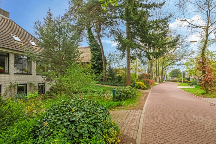 Foto 5 van Berglaan 8