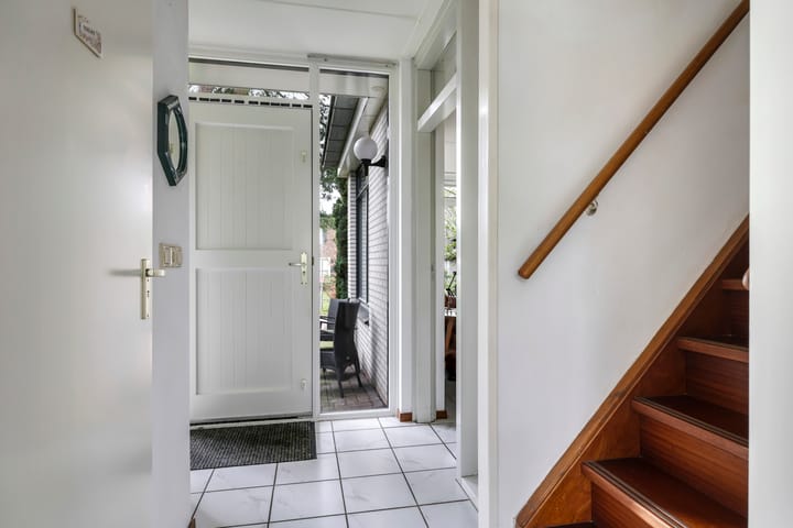 Foto 24 van Berglaan 8