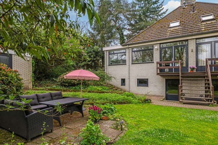 Foto 32 van Berglaan 8