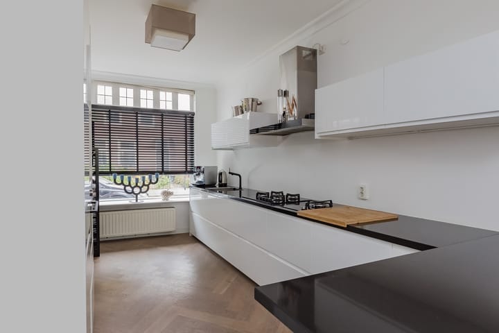 Foto 8 van Hooftstraat 207