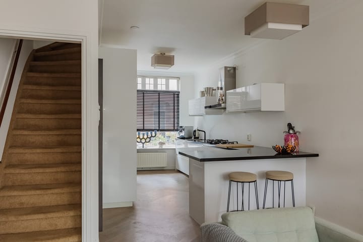 Foto 9 van Hooftstraat 207