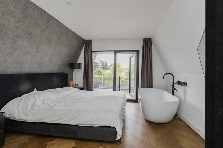 Foto 29 van Hooftstraat 207