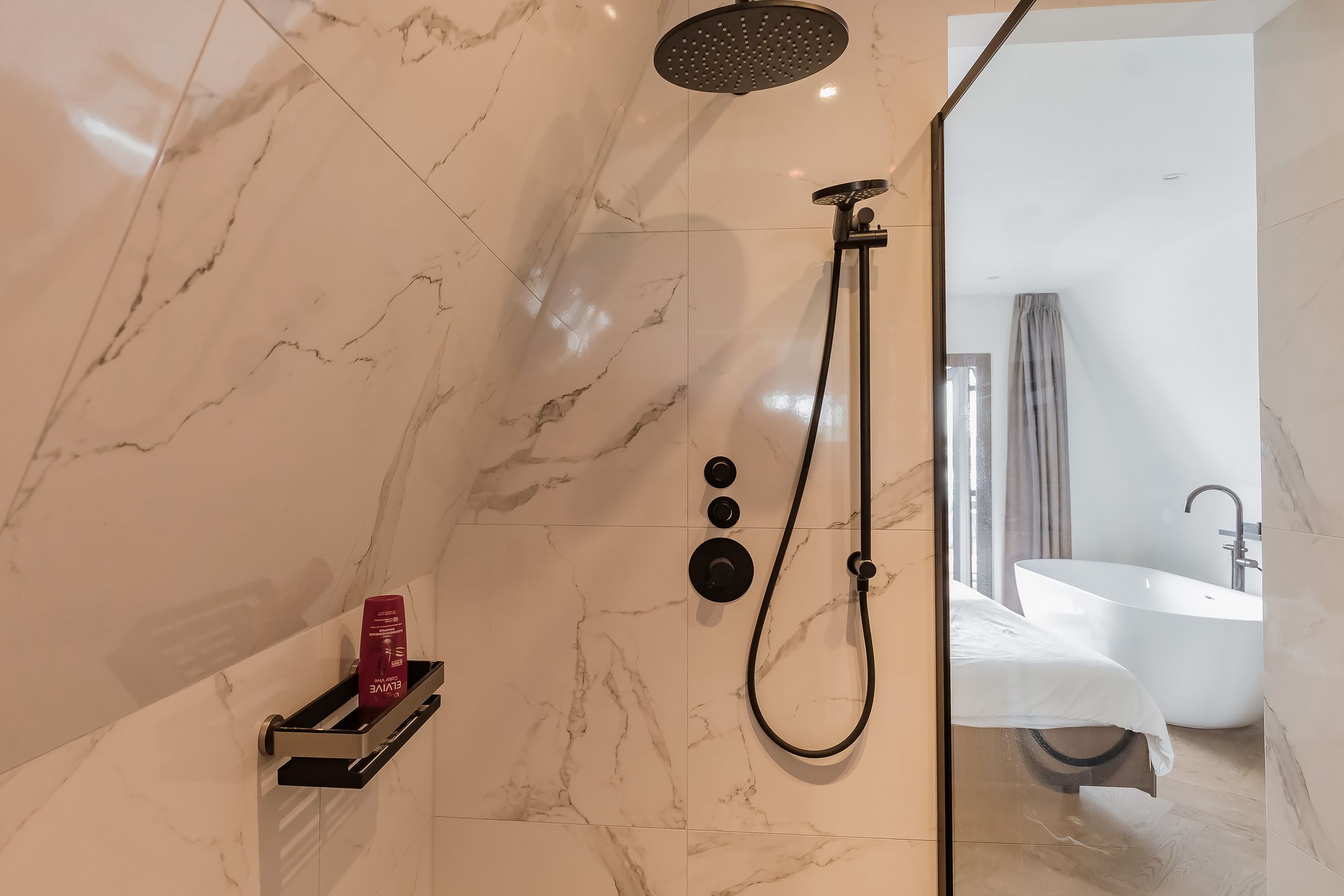 Foto 33 van Hooftstraat 207