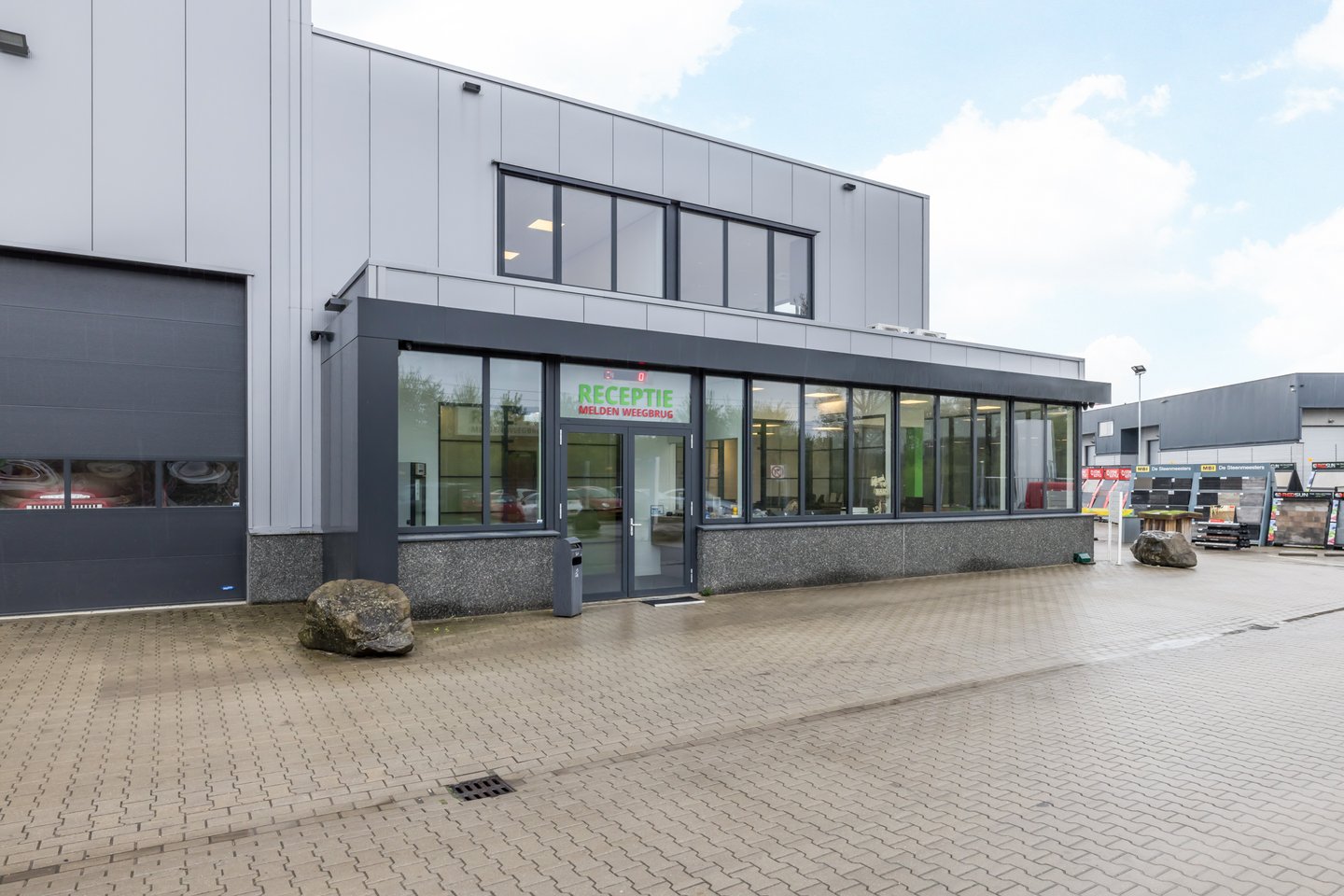 Bekijk foto 3 van Overbroek 48