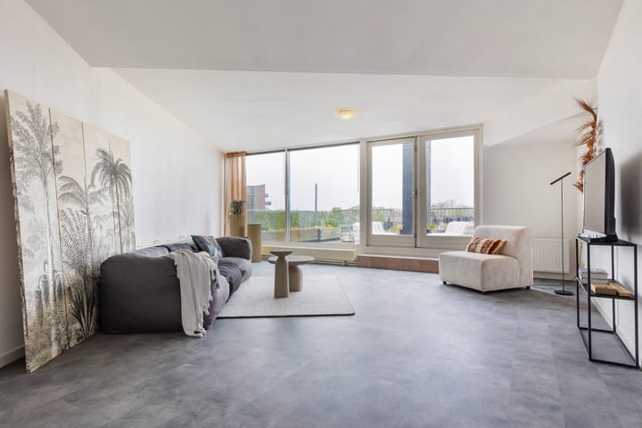 Foto 2 van Linie 573