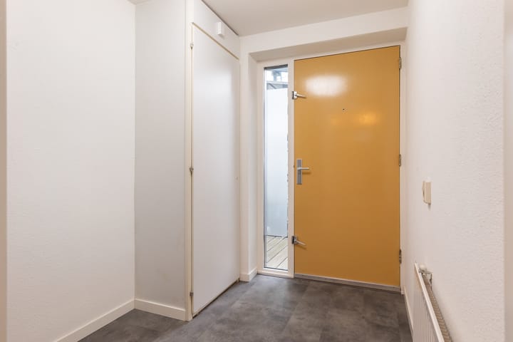 Foto 9 van Linie 573