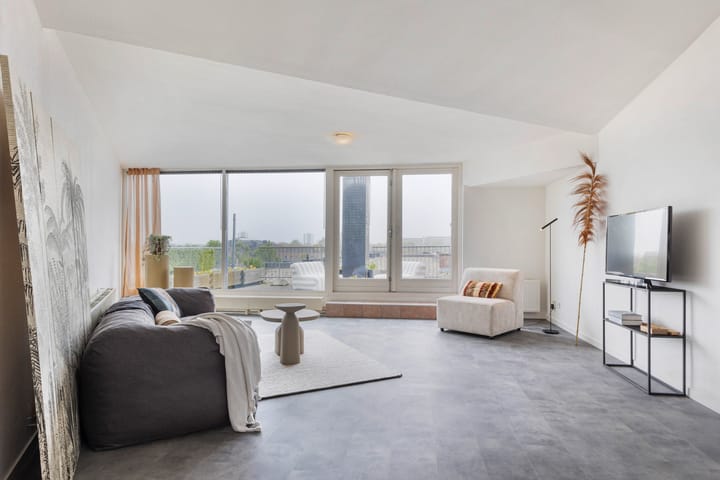 Foto 21 van Linie 573