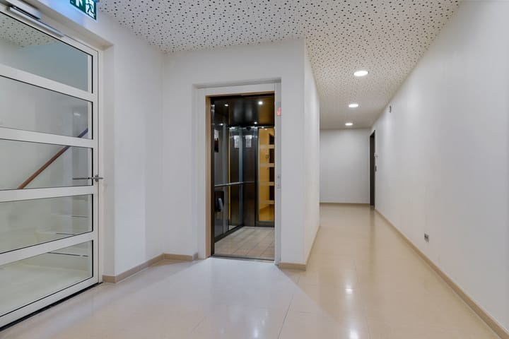 Photo 9 of Koninginneweg 19