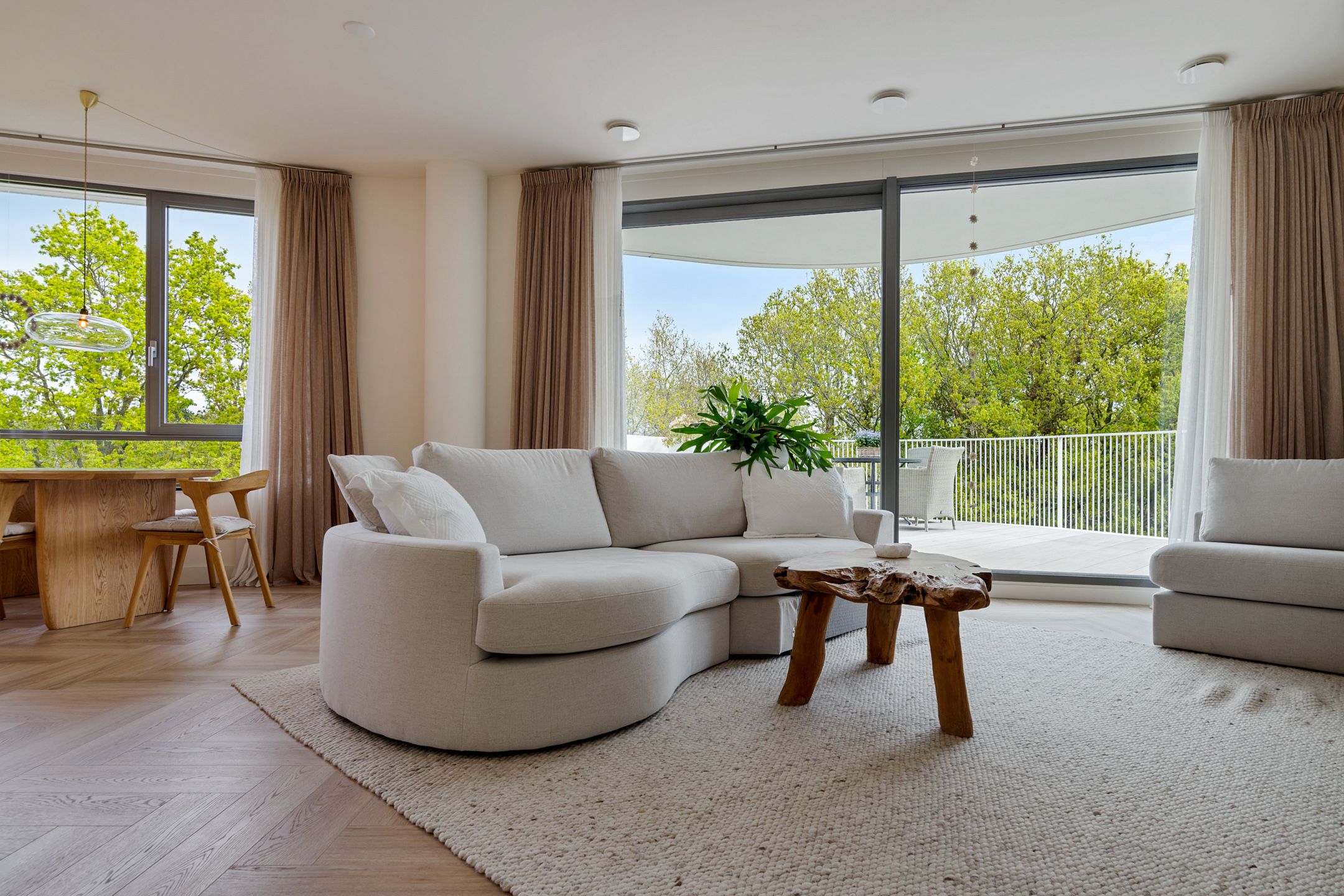 Foto 24 van Koninginneweg 19