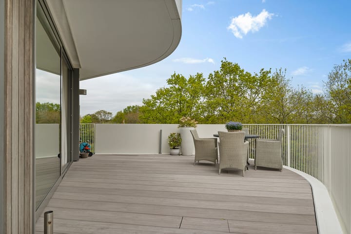 Photo 25 of Koninginneweg 19