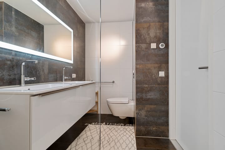 Photo 34 of Koninginneweg 19