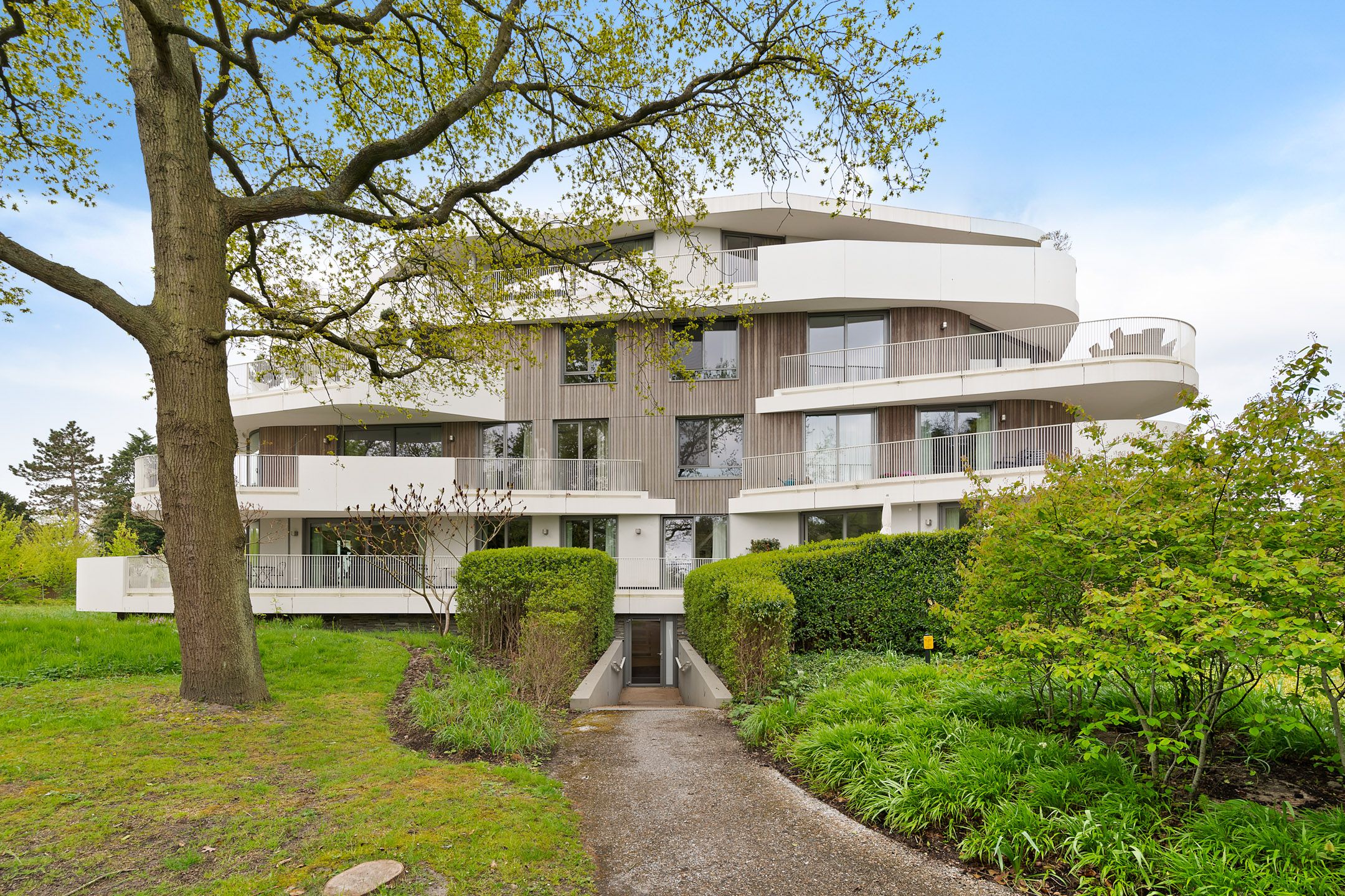 Foto 45 van Koninginneweg 19