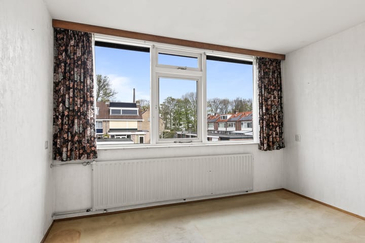 Foto 21 van Esdoornlaan 24