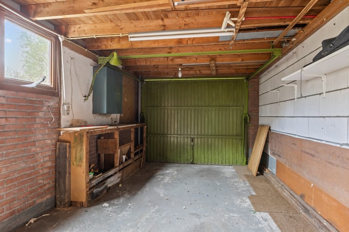 Foto 37 van Esdoornlaan 24