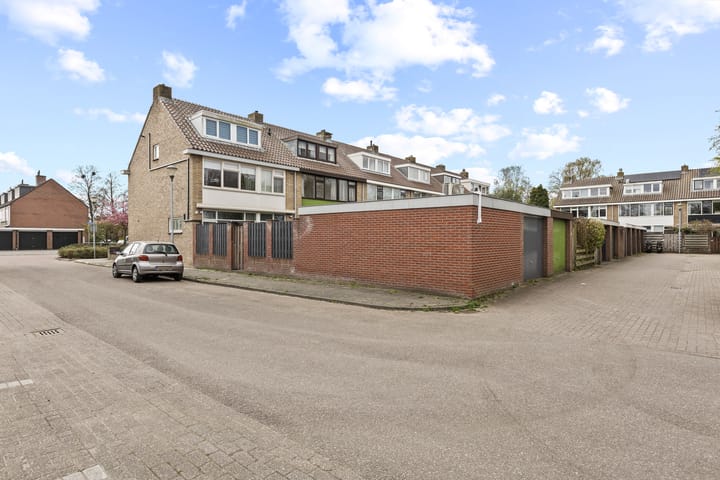 Foto 39 van Esdoornlaan 24