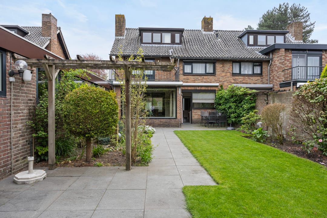 Foto 1 van Burgemeester Smeelelaan 62