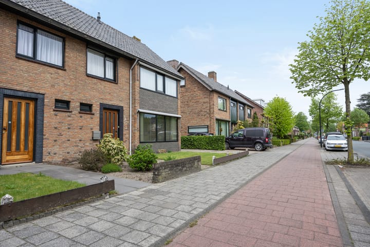 Photo 41 of Burgemeester Smeelelaan 62