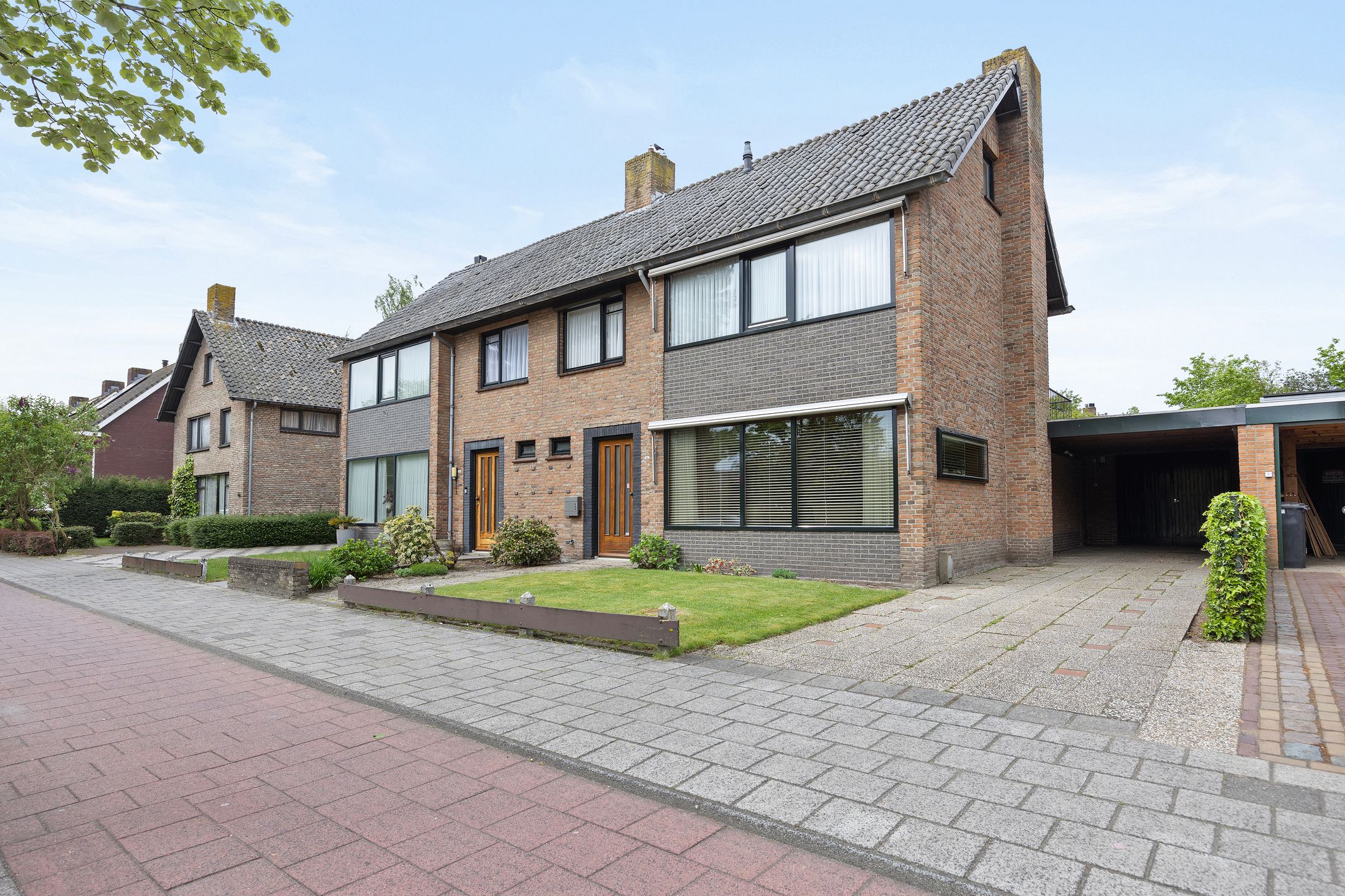 Foto 42 van Burgemeester Smeelelaan 62