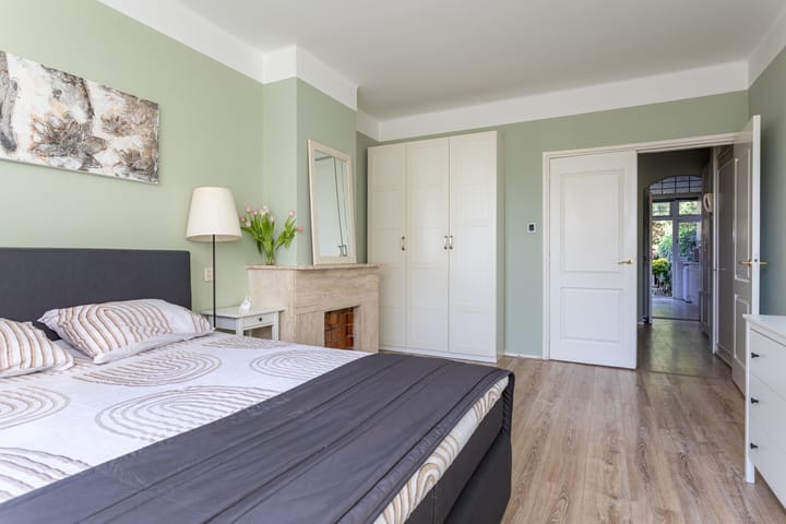 Photo 16 of Zeestraat 60