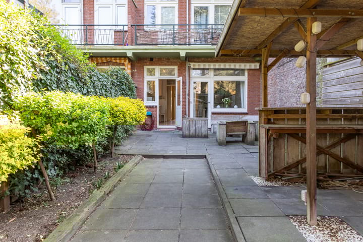 Photo 23 of Zeestraat 60