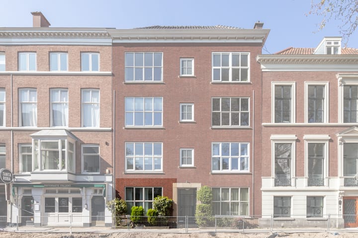 Photo 25 of Zeestraat 60