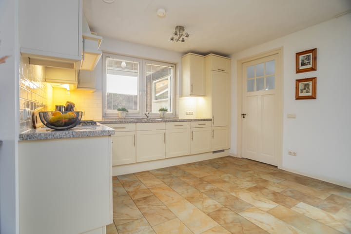 Photo 14 of Kloosterlaan 55