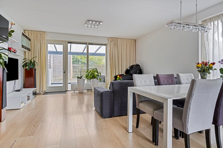 Foto 3 van Mathilde Wibautsingel 33