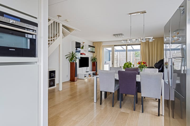 Foto 8 van Mathilde Wibautsingel 33