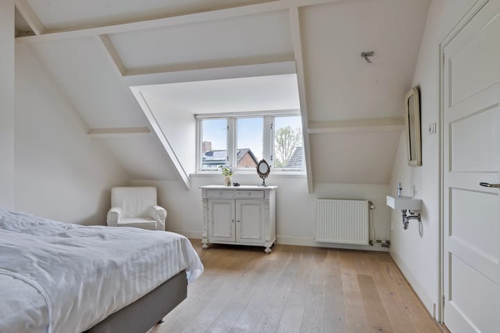 Foto 31 van Graaf Engelbertlaan 14