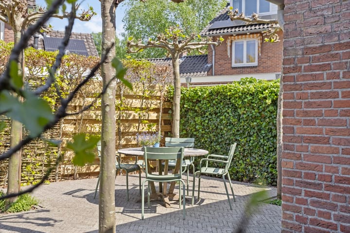 Foto 36 van Graaf Engelbertlaan 14