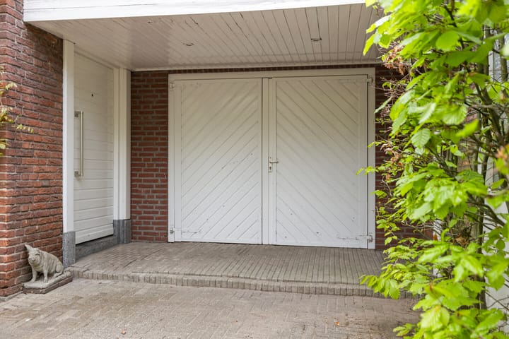 Foto 37 van Graaf Engelbertlaan 14