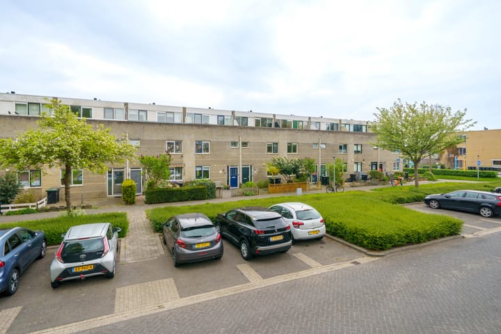 Foto 30 van Buñuellaan 53