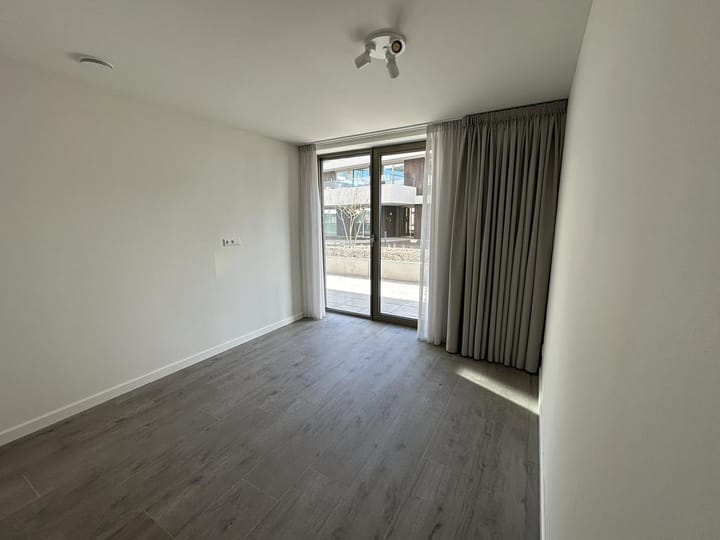 Foto 15 van Victor Beermannhof 47