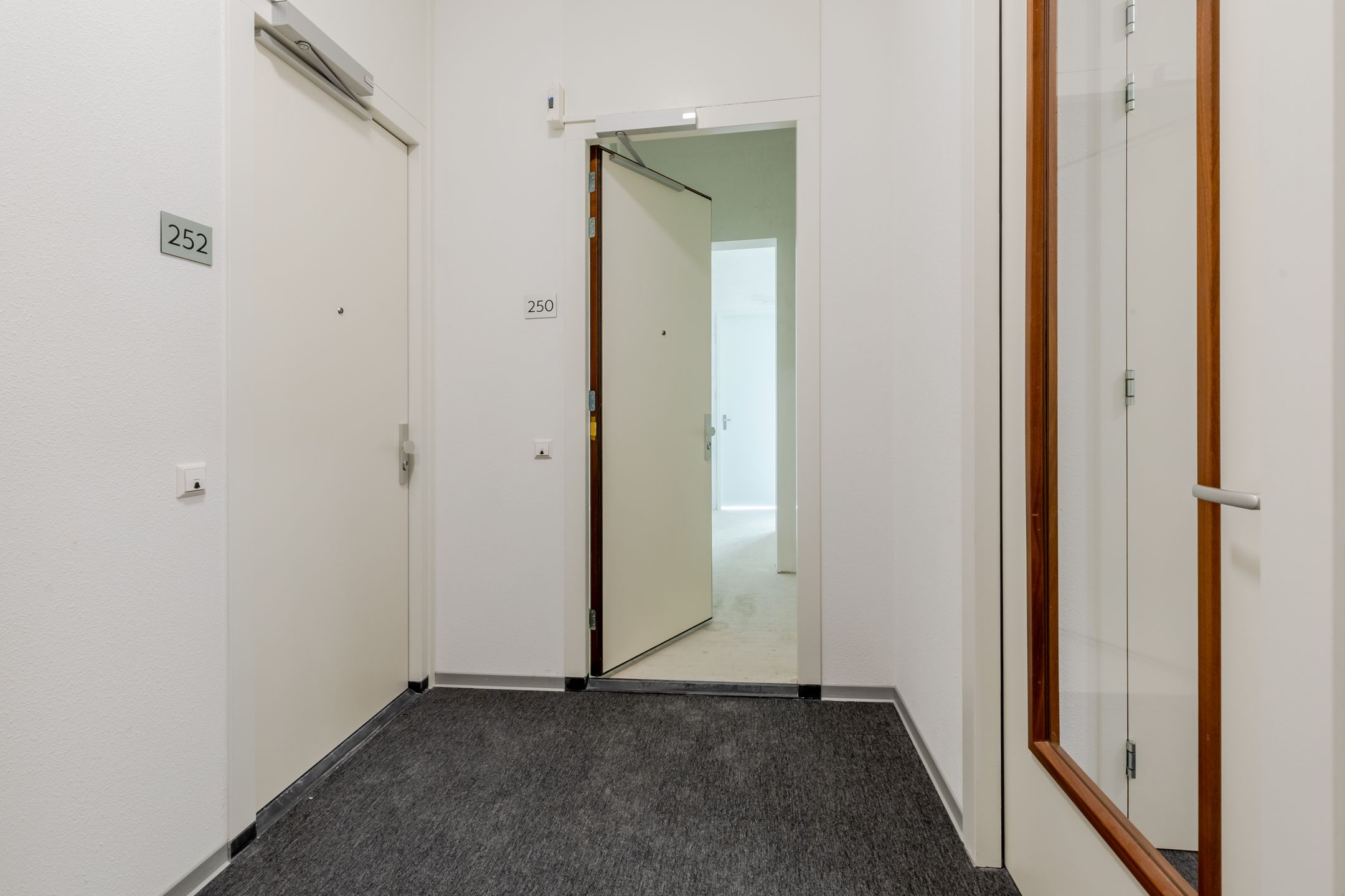 Foto 9 van Jaap van der Hoekplaats 250