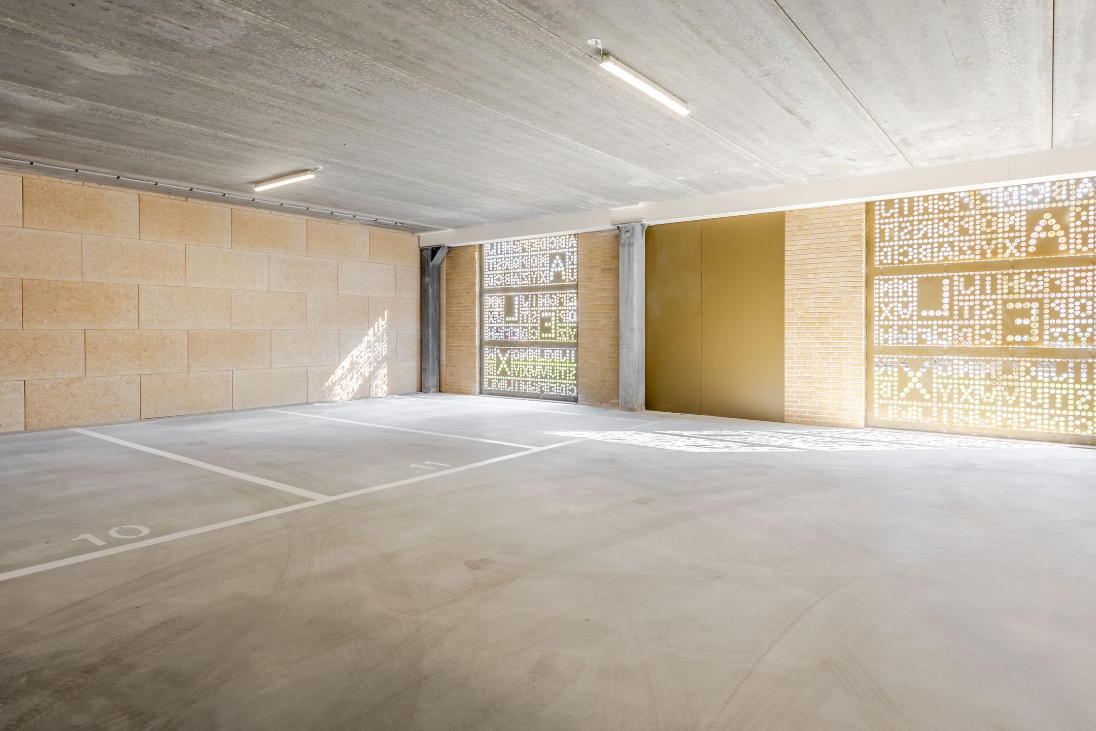 Foto 27 van Jaap van der Hoekplaats 250