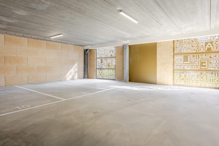 Foto 27 van Jaap van der Hoekplaats 250