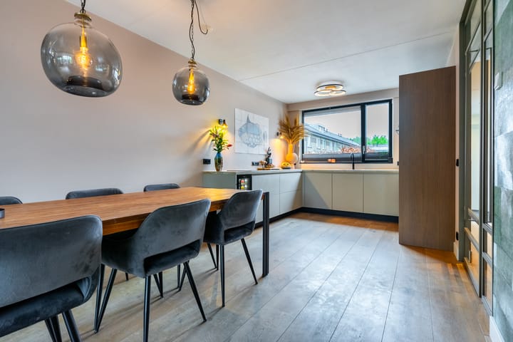 Foto 17 van Avondroodstraat 28