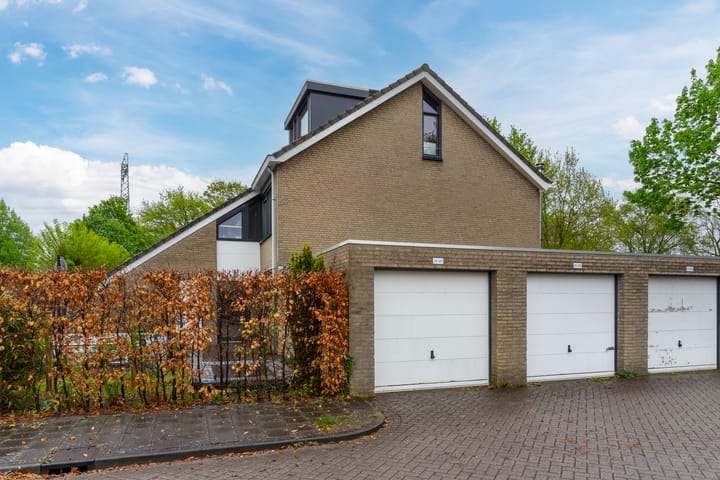 Foto 49 van Avondroodstraat 28