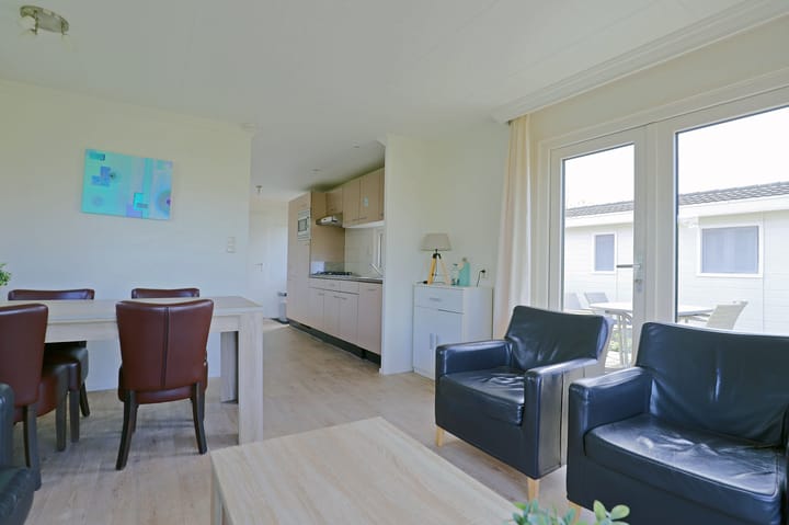 Photo 4 of Schoneveld 1-H180