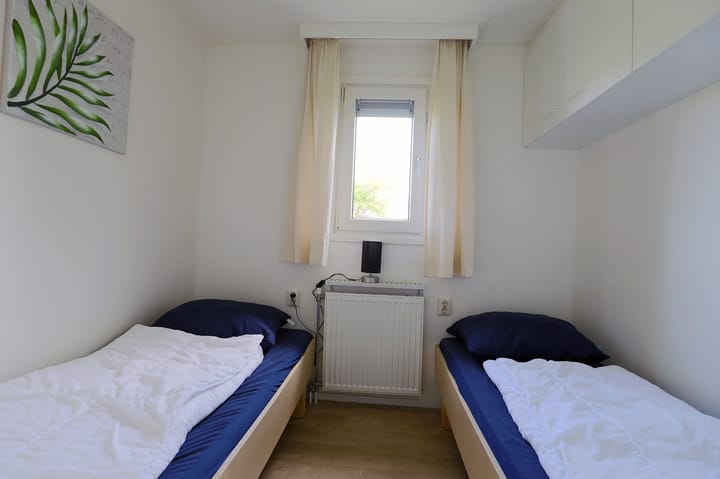 Photo 7 of Schoneveld 1-H180