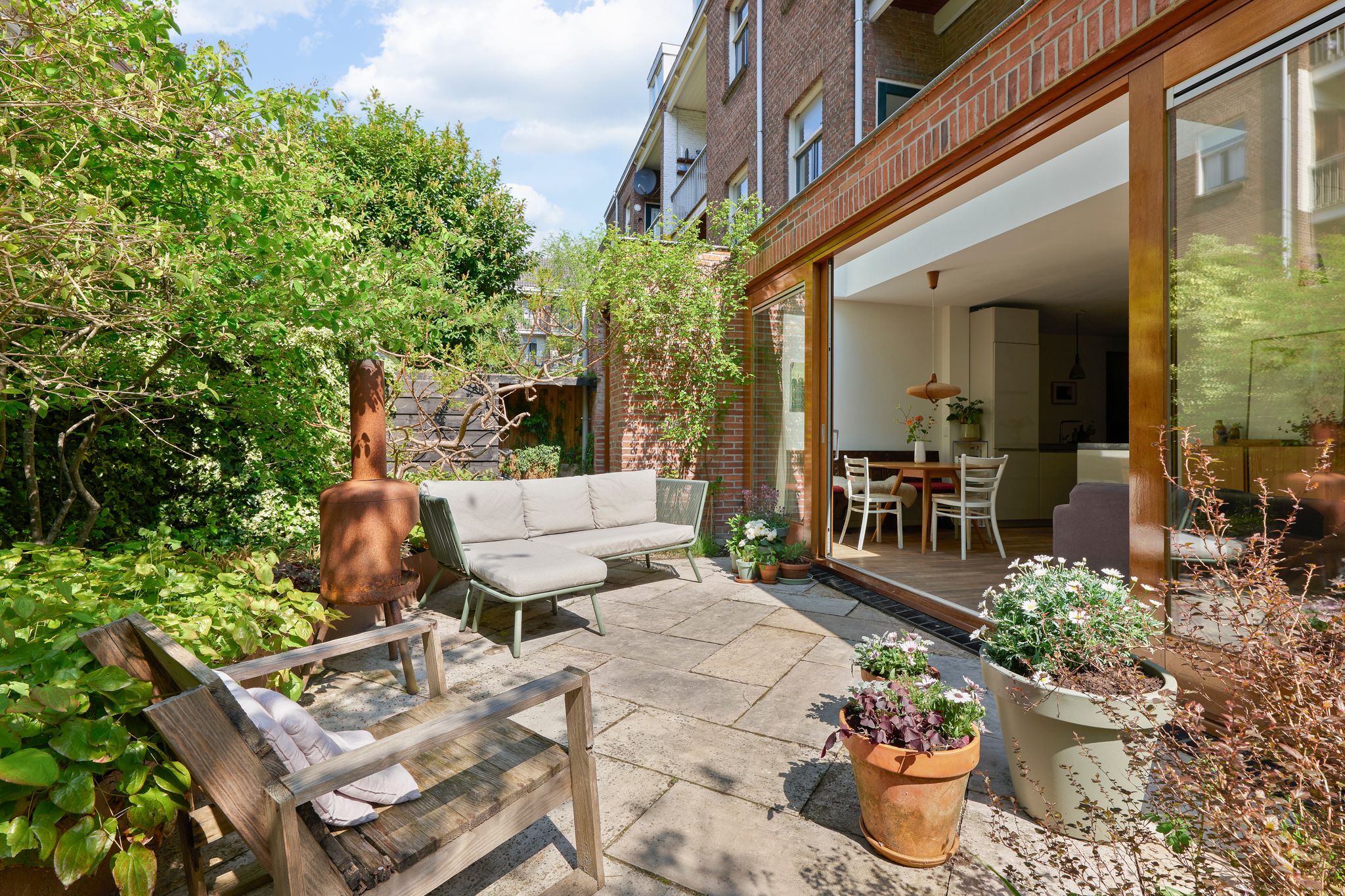 Photo 3 of Vincent van Goghstraat 8-A