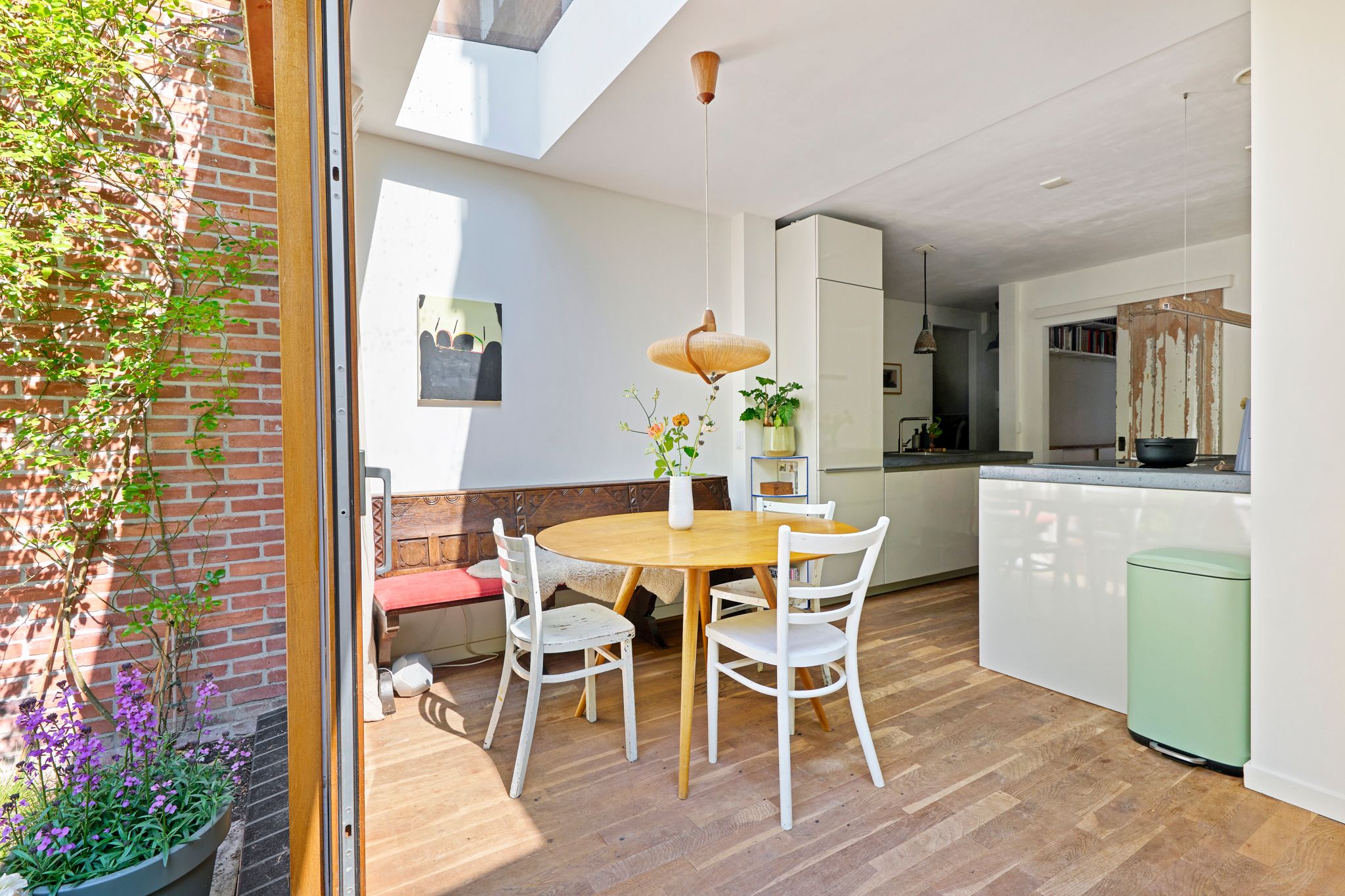 Photo 9 of Vincent van Goghstraat 8-A