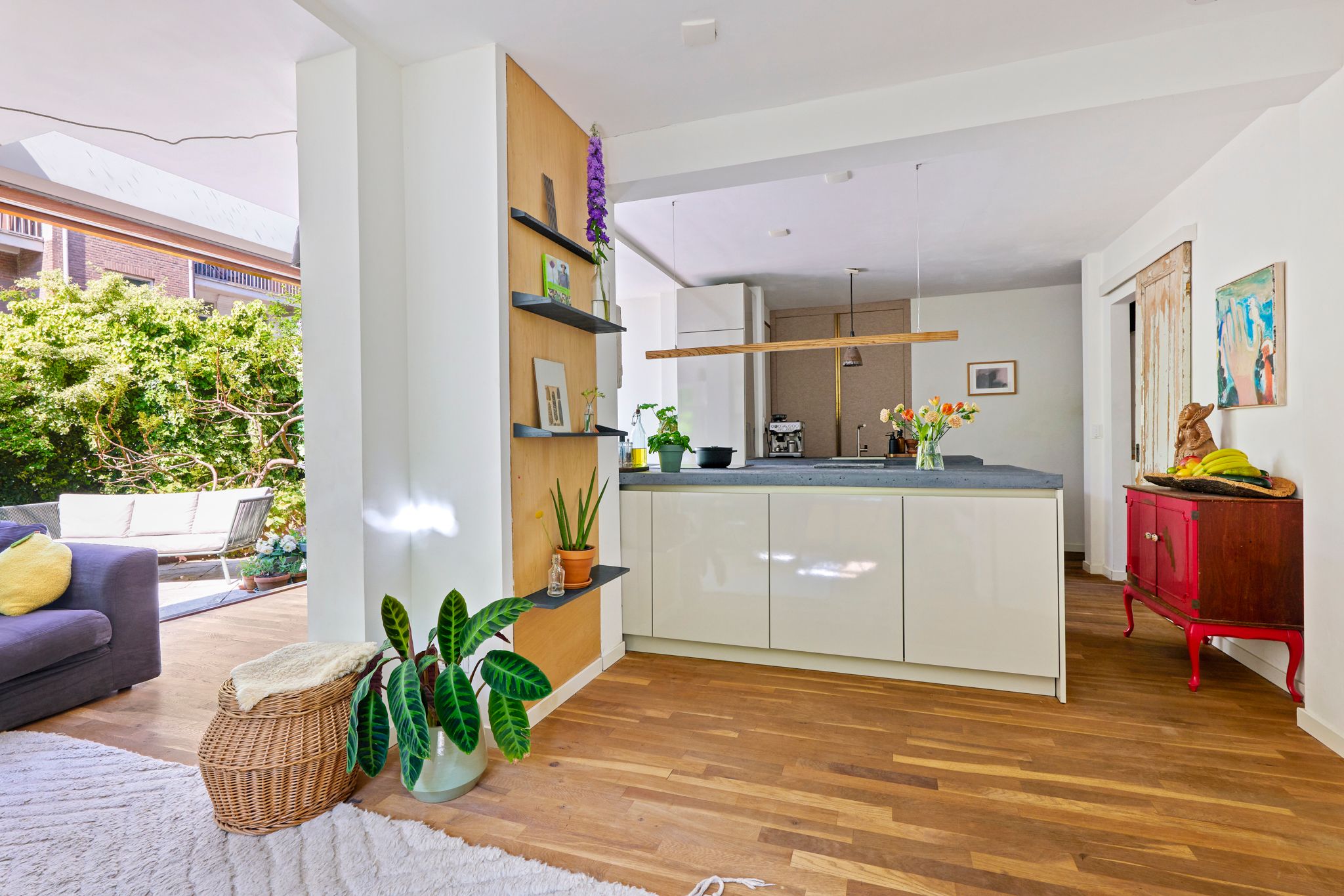 Photo 12 of Vincent van Goghstraat 8-A