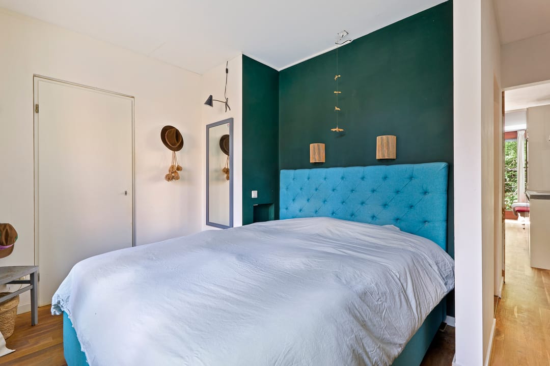 Photo 16 of Vincent van Goghstraat 8-A