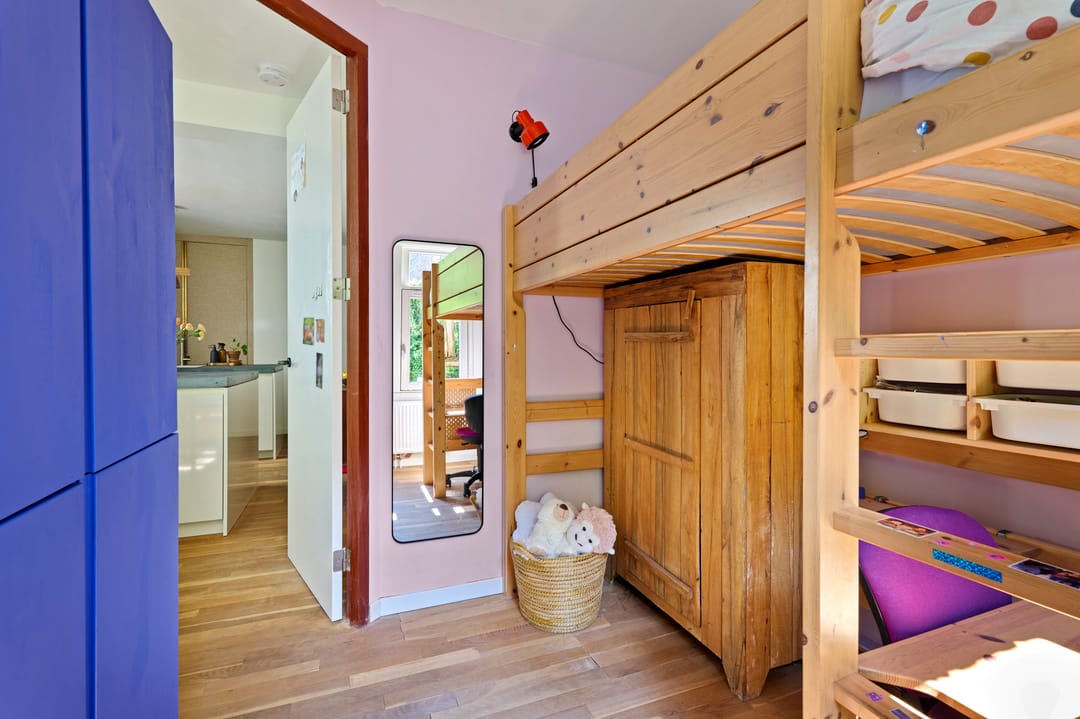 Photo 23 of Vincent van Goghstraat 8-A