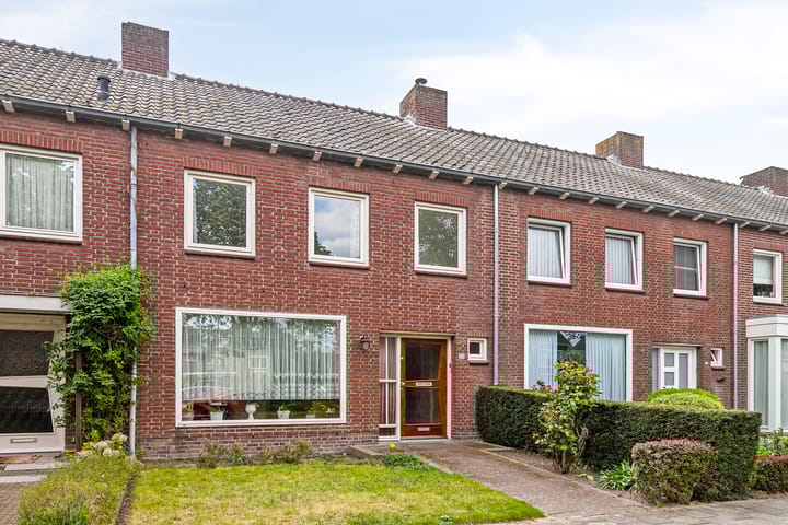 Foto 35 van Karel van Egmondstraat 32