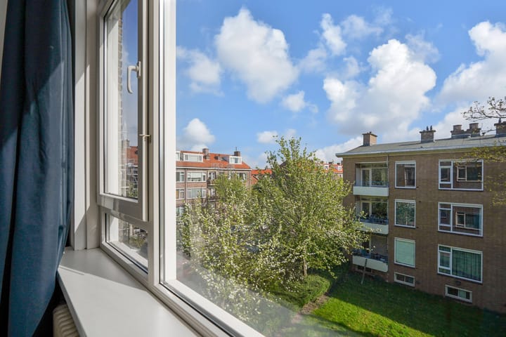 Photo 36 of Aart van der Leeuwkade 44