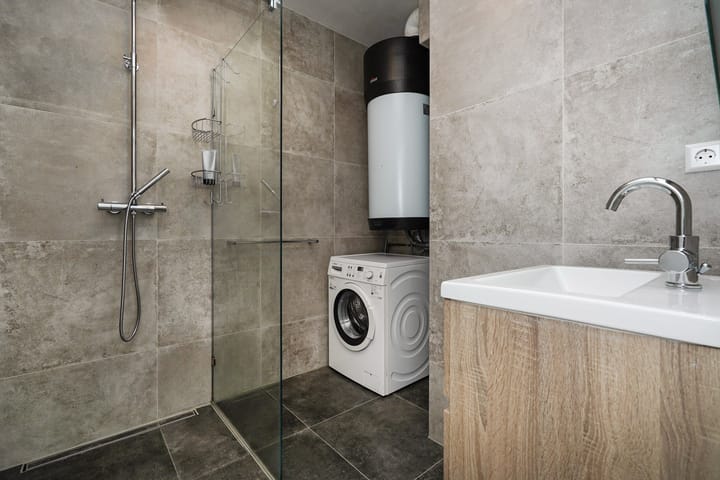 Photo 37 of Aart van der Leeuwkade 44