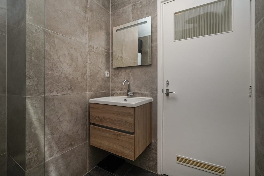 Foto 38 van Aart van der Leeuwkade 44