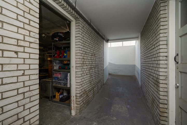 Photo 40 of Aart van der Leeuwkade 44